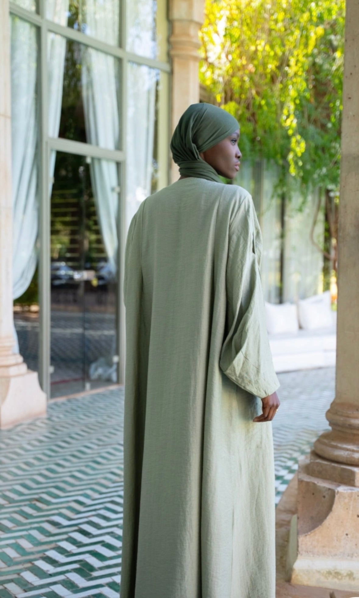 Abaya Lina
